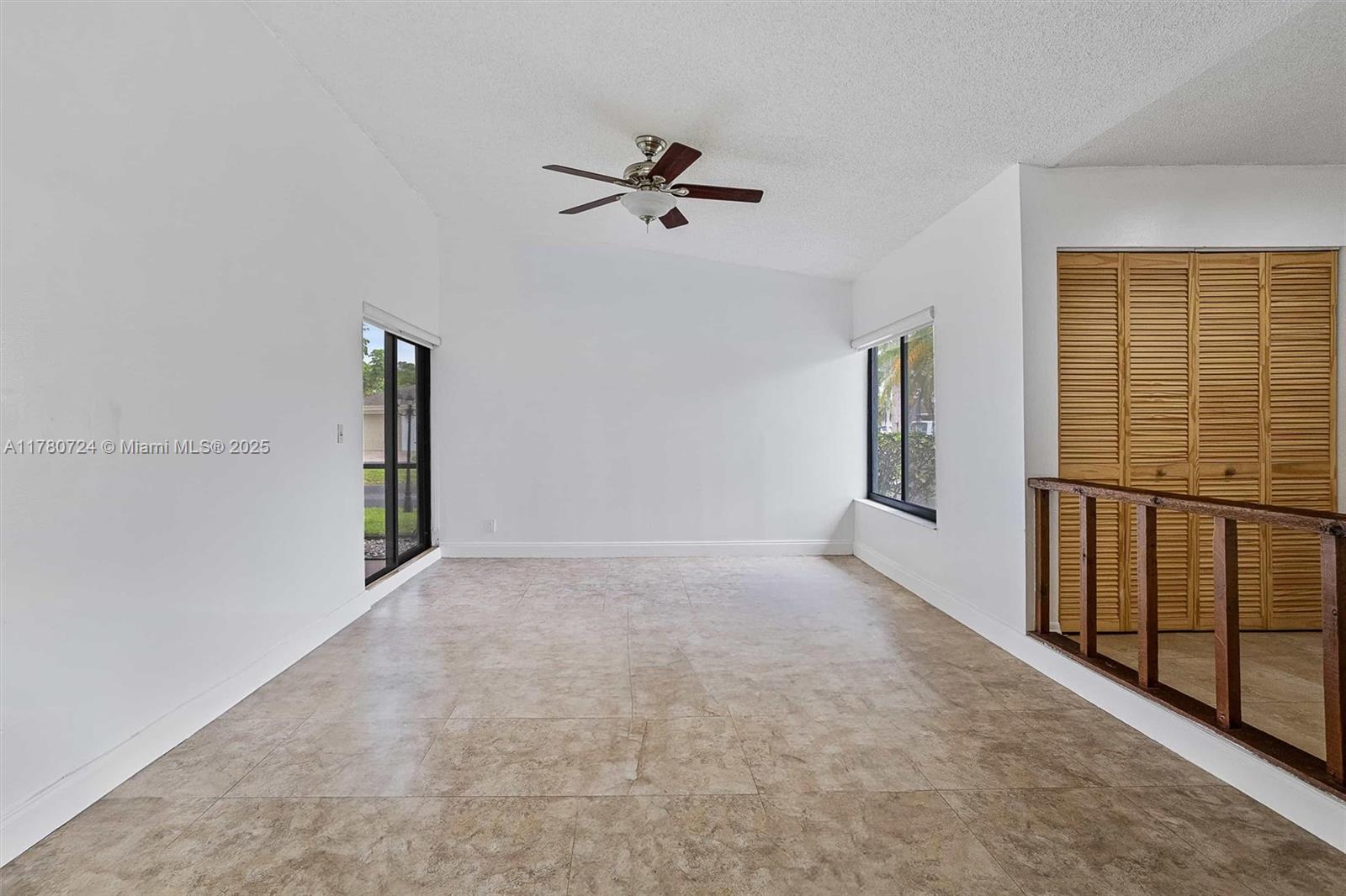 JACARANDA PARCEL 338 - Residential