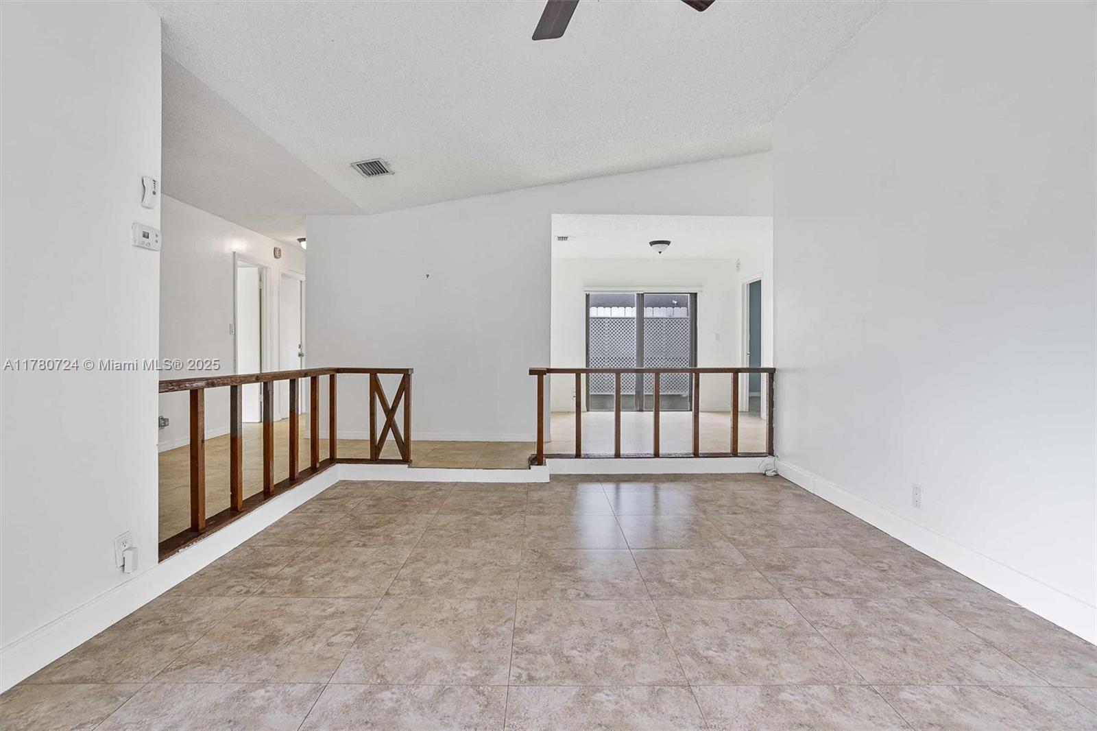 JACARANDA PARCEL 338 - Residential
