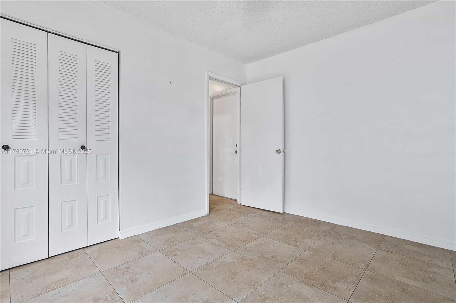 JACARANDA PARCEL 338 - Residential