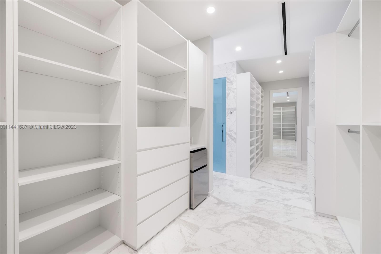 A J DAINO - Residential