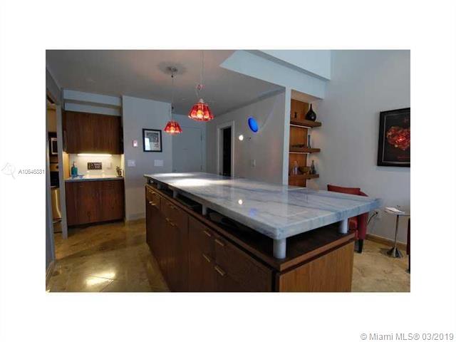 THE COLLINS CONDO - Residential Lease