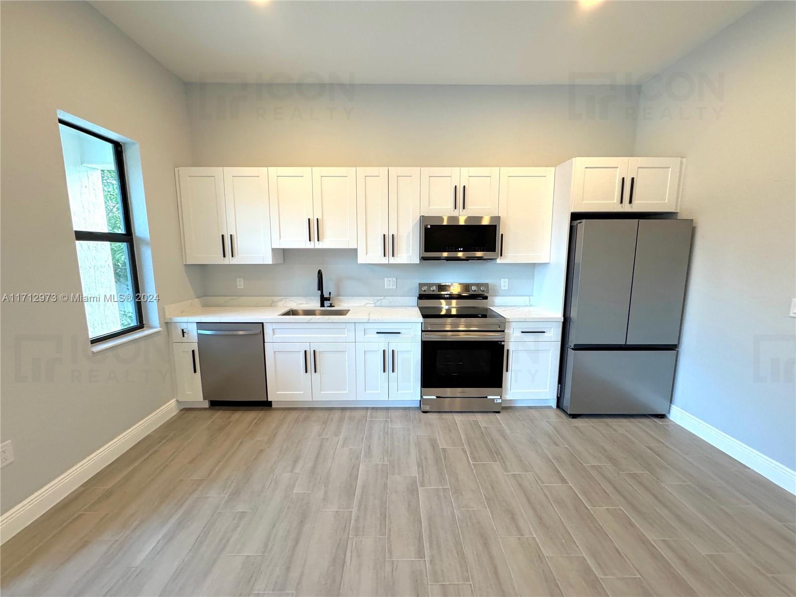 ROCK HILL SEC - Residential Lease