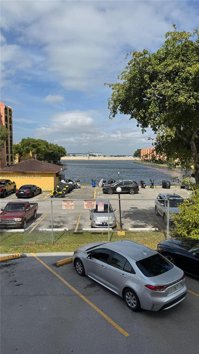 SUNSET VILLAS CONDO - Residential