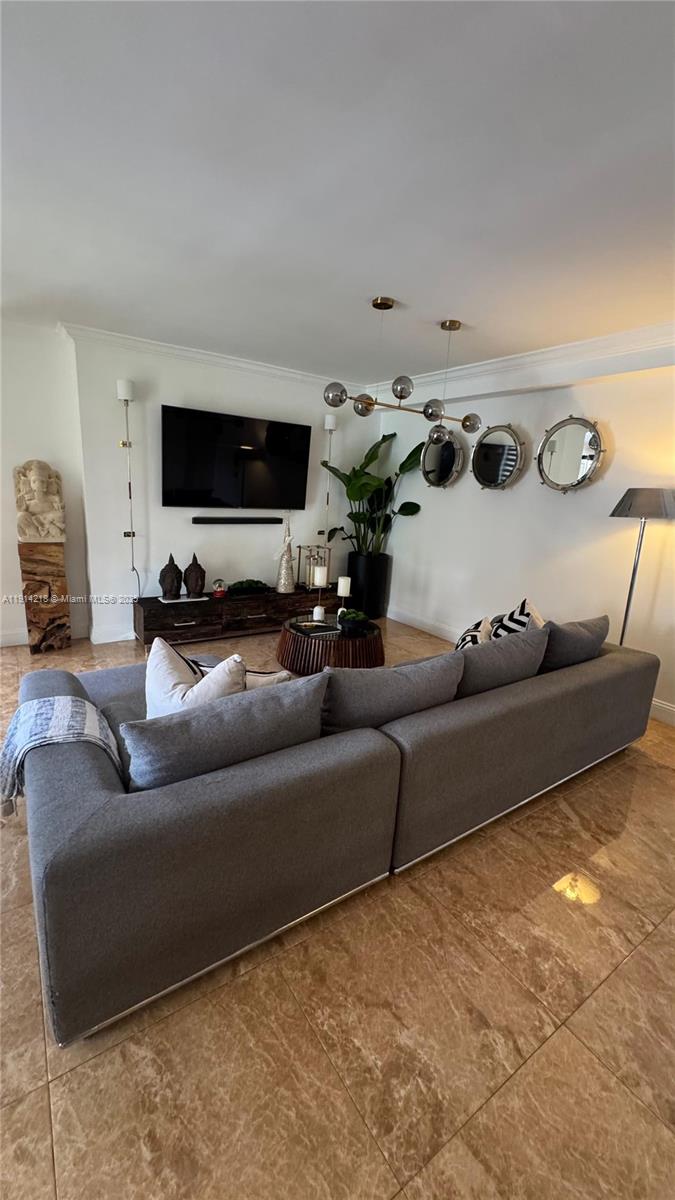 SUNSET VILLAS CONDO - Residential