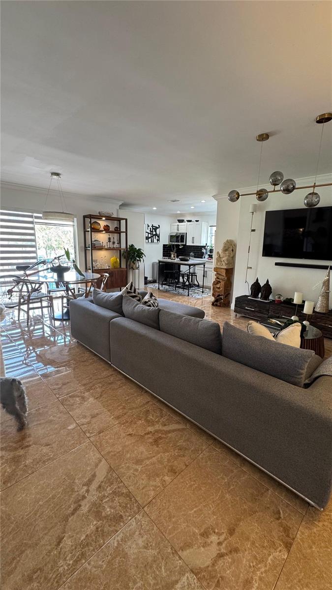 SUNSET VILLAS CONDO - Residential