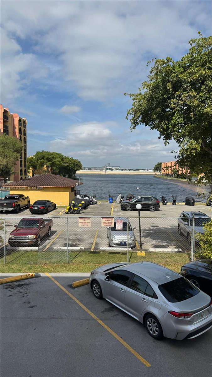 SUNSET VILLAS CONDO - Residential