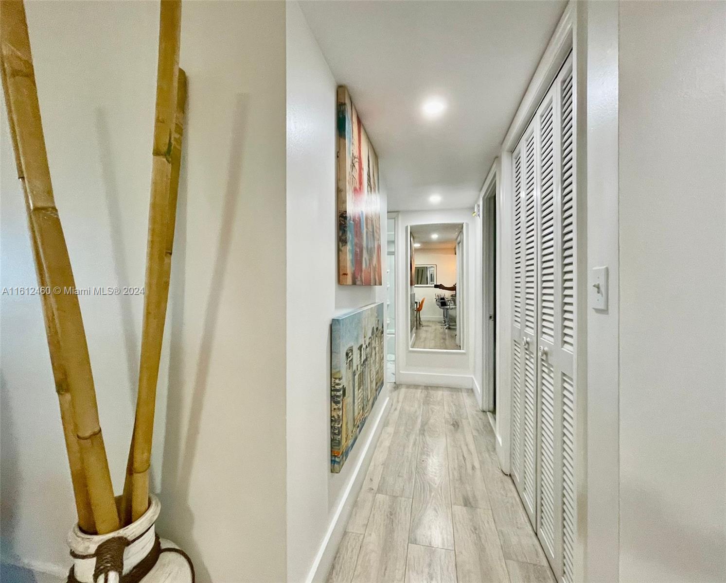 HILLCREST COUNTRY CLUB AP - Residential