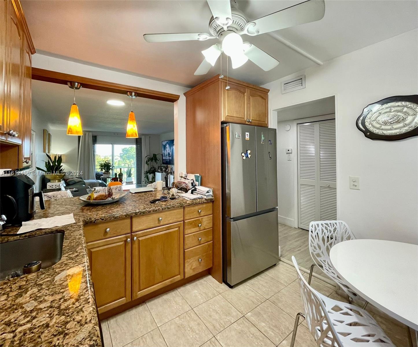 HILLCREST COUNTRY CLUB AP - Residential