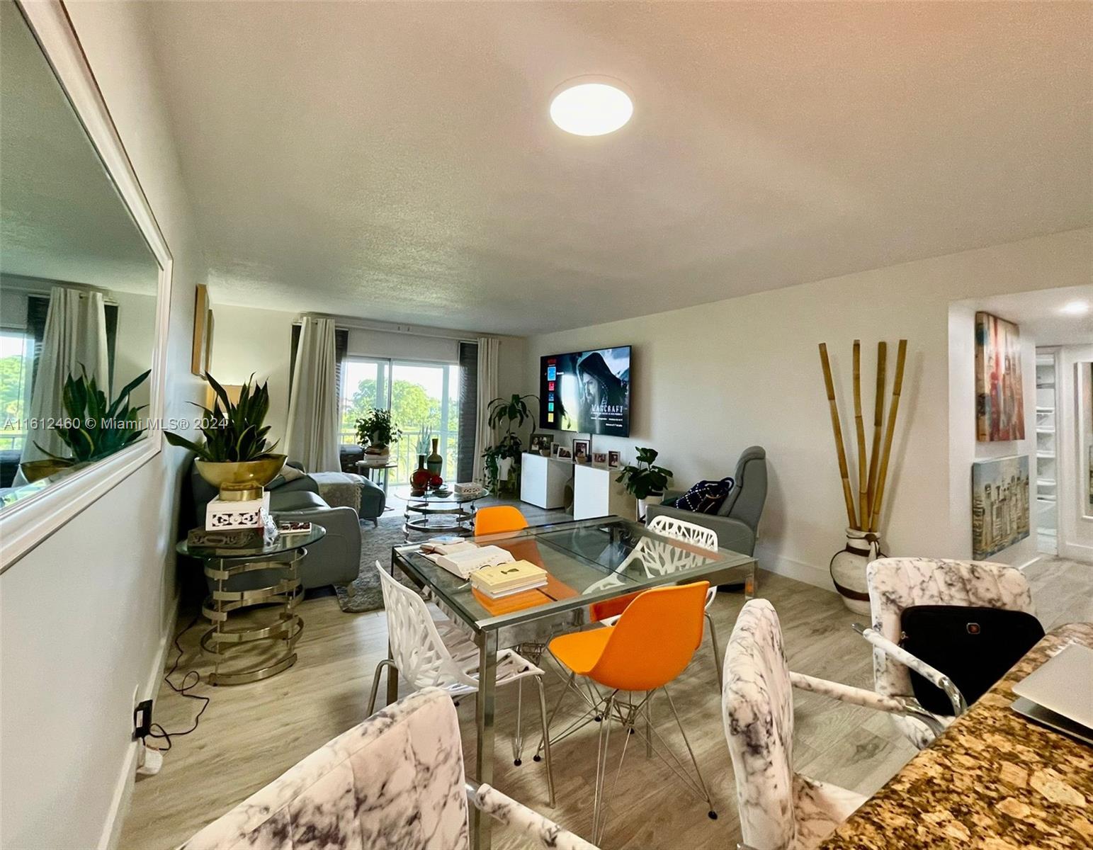 HILLCREST COUNTRY CLUB AP - Residential