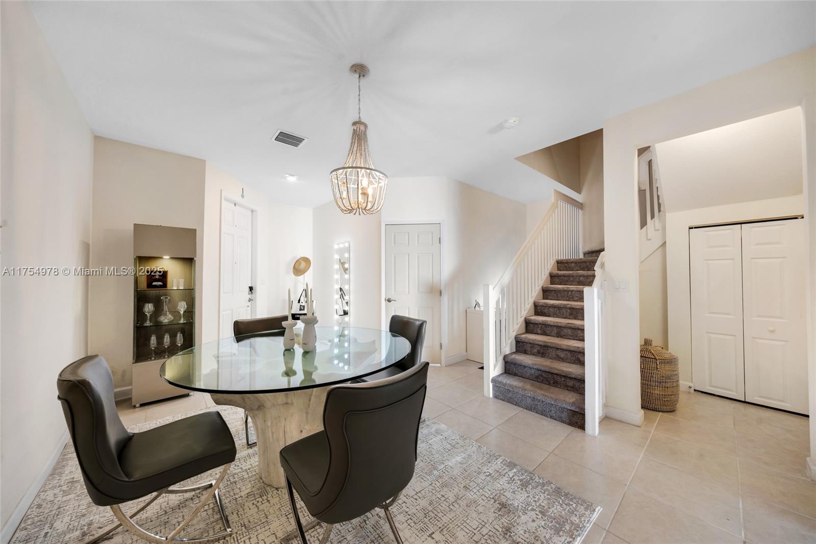 AQUABELLA SECTION TWO - Residential