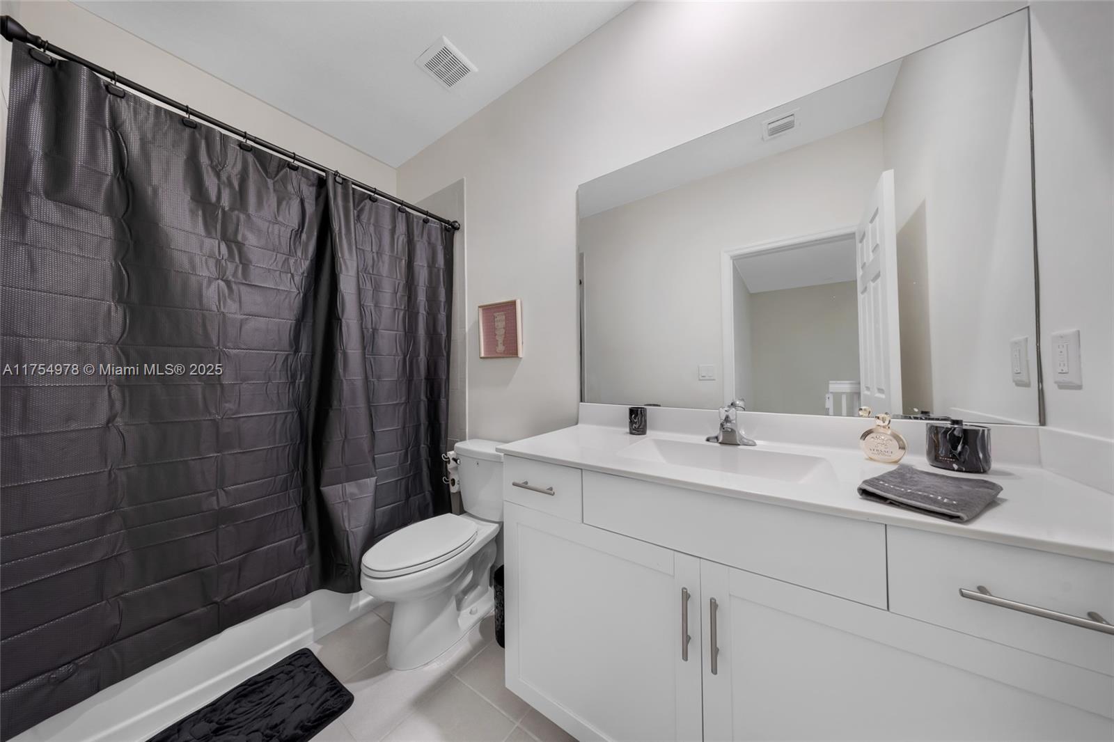 AQUABELLA SECTION TWO - Residential