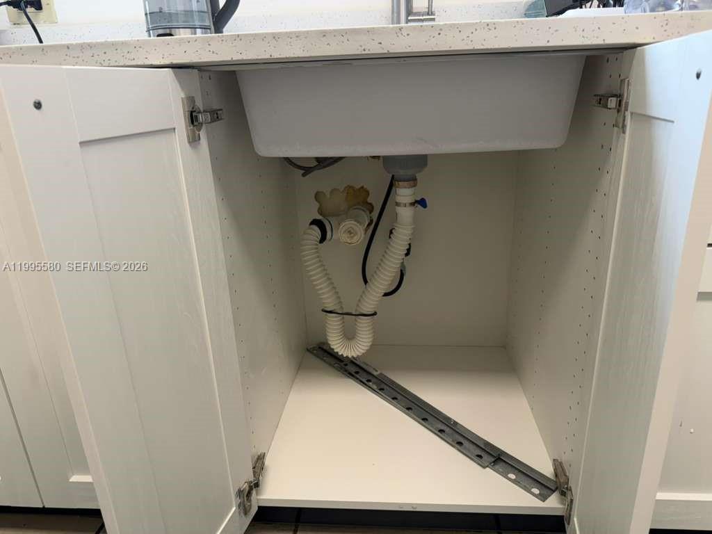 TOWN OF MODELO (DANIA) B- - Residential