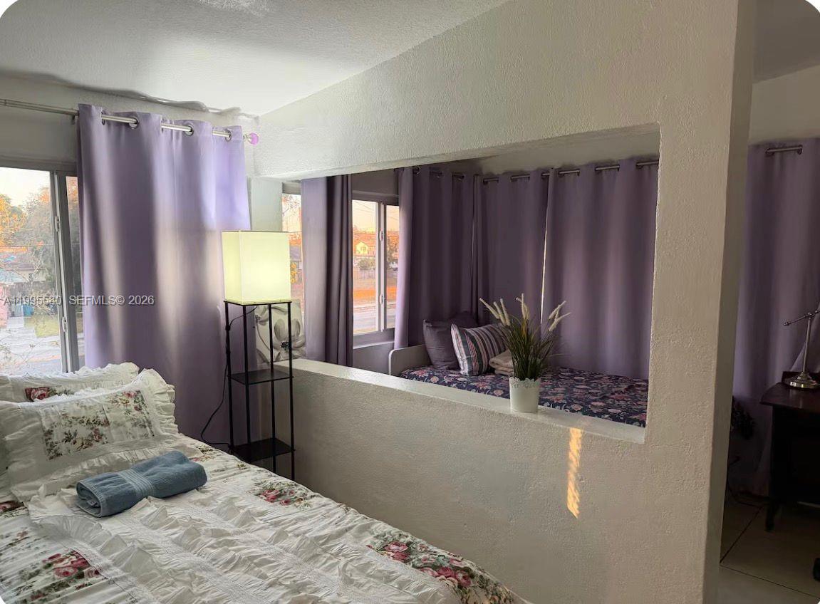 TOWN OF MODELO (DANIA) B- - Residential