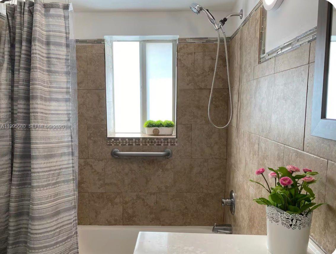 TOWN OF MODELO (DANIA) B- - Residential