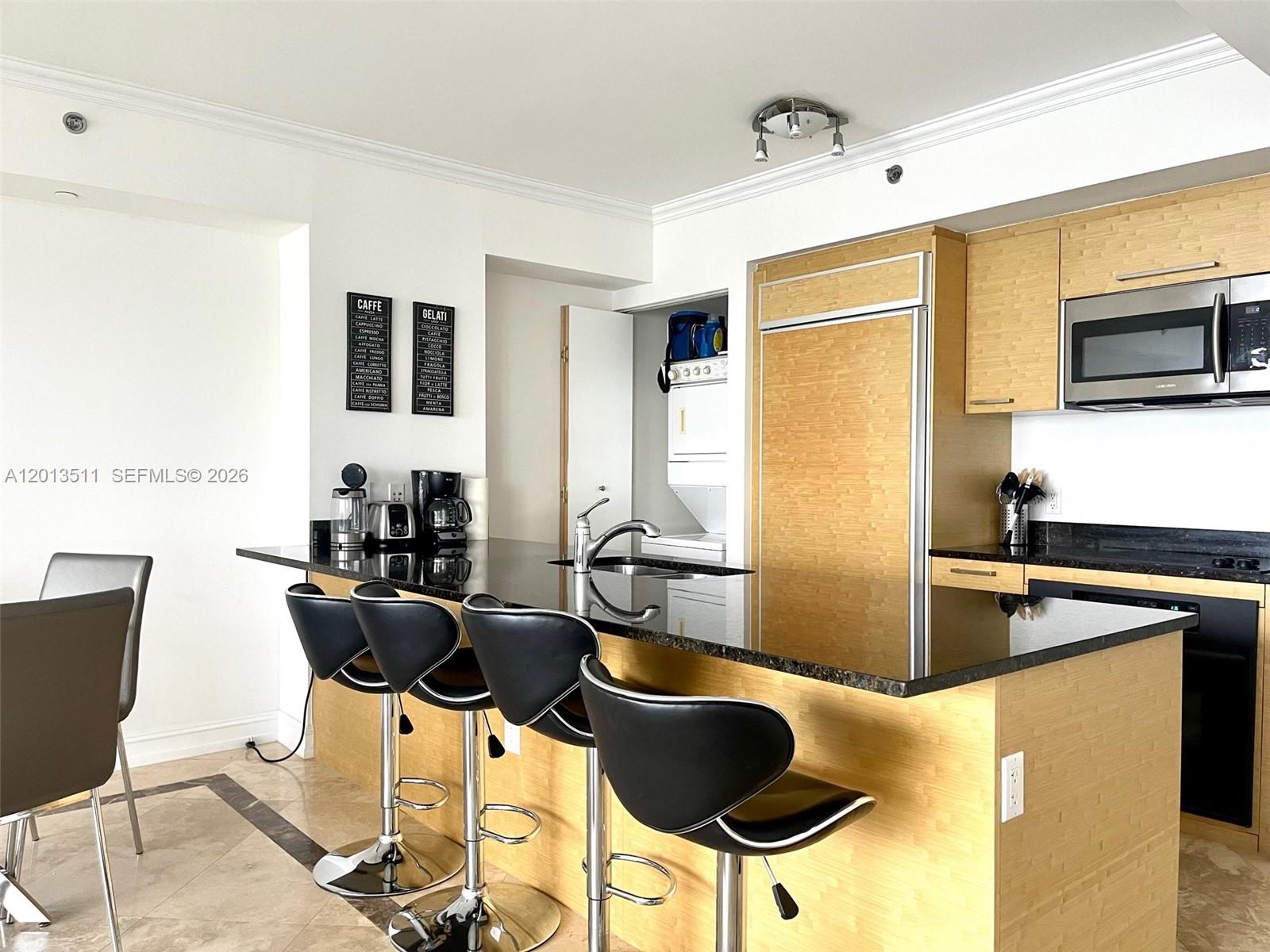 BEACH CLUB TWO CONDO - Residential Lease