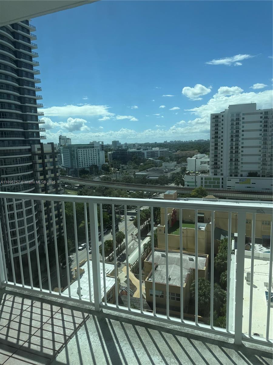 VUE AT BRICKELL CONDO - Residential Lease