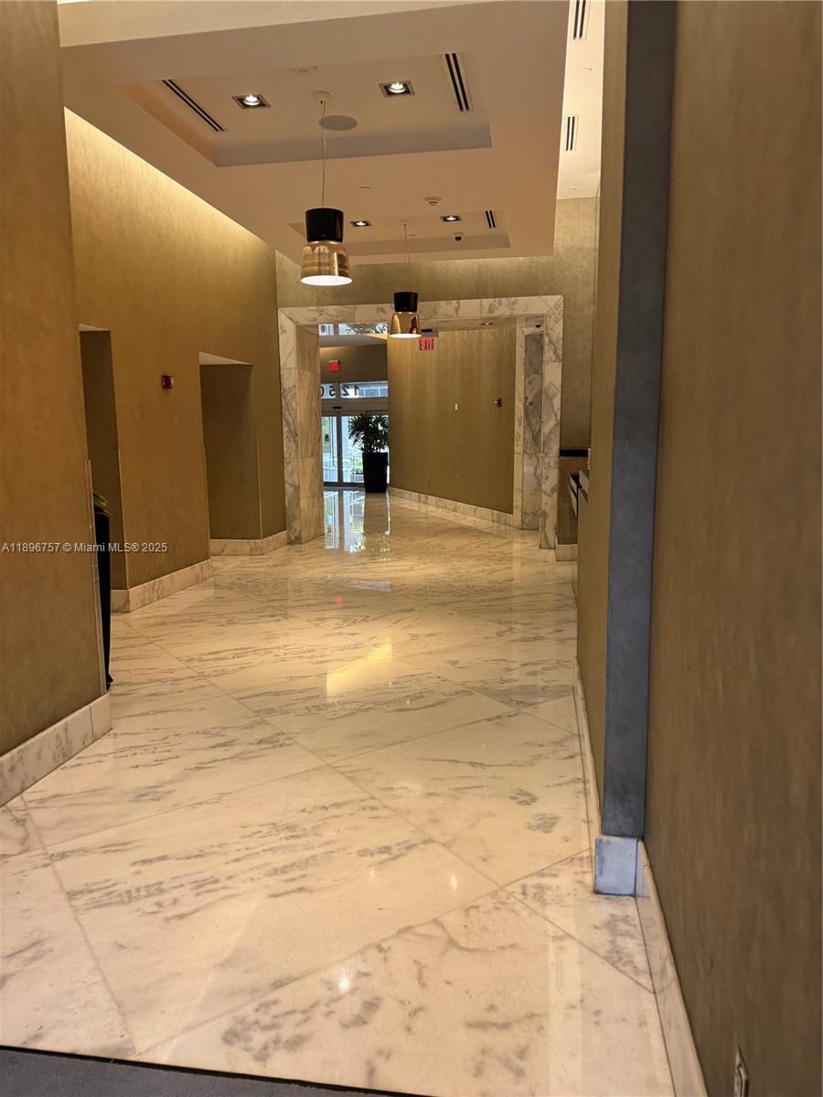 VUE AT BRICKELL CONDO - Residential Lease