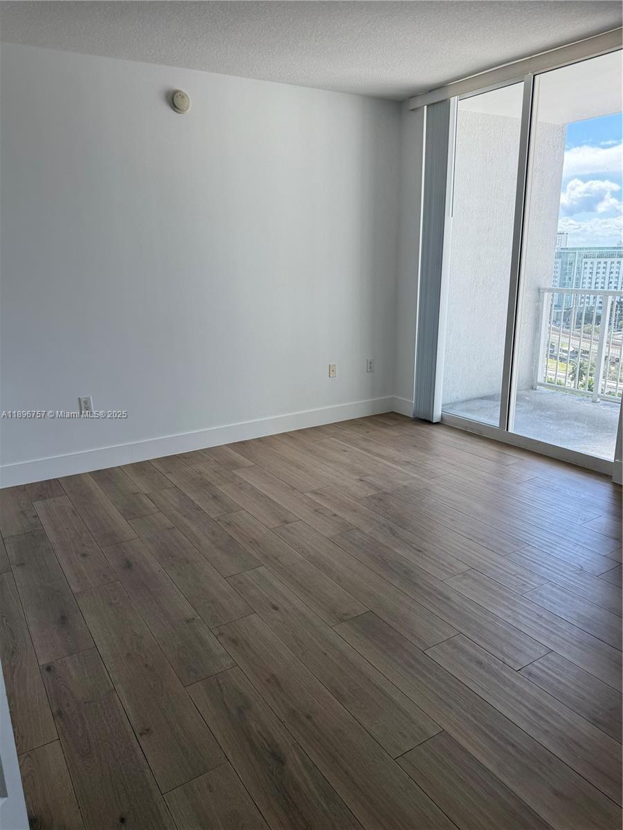 VUE AT BRICKELL CONDO - Residential Lease