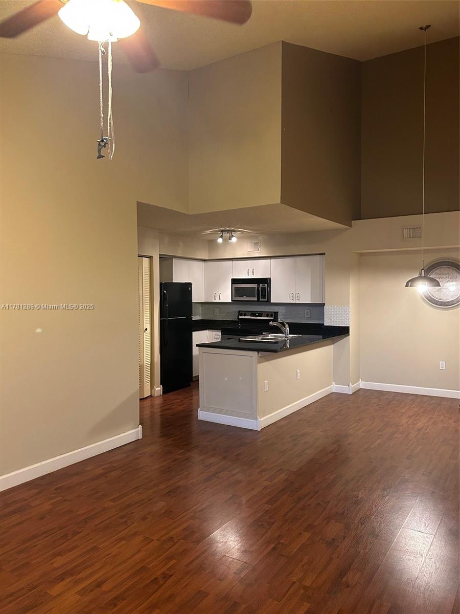 1707 Village Blvd 308
