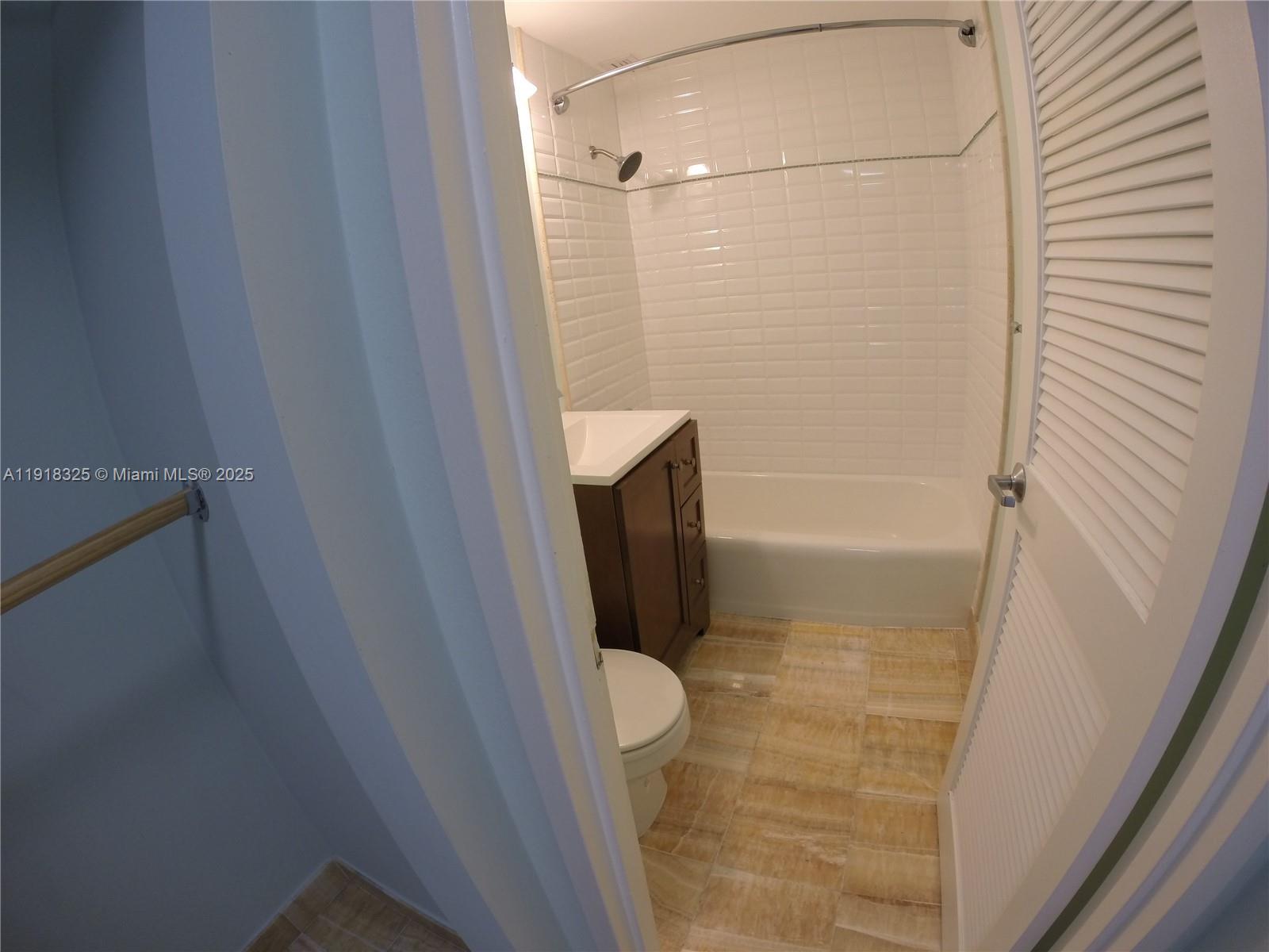 CLIPPER CONDO NO 1 - Residential Lease