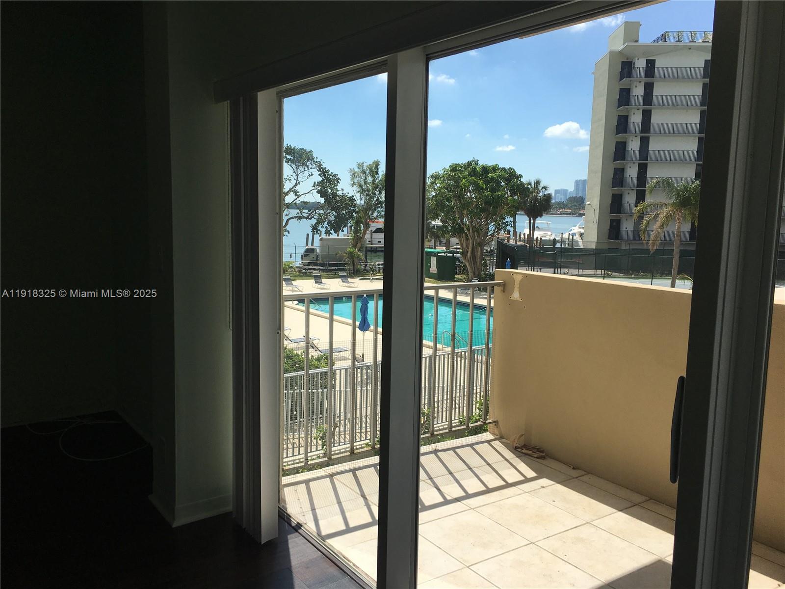 CLIPPER CONDO NO 1 - Residential Lease