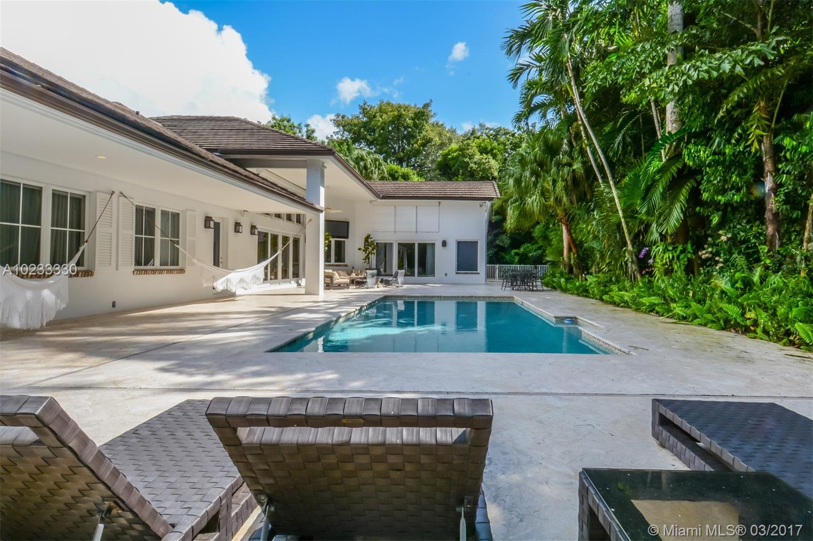 FRENCH ESTATES - Residential
