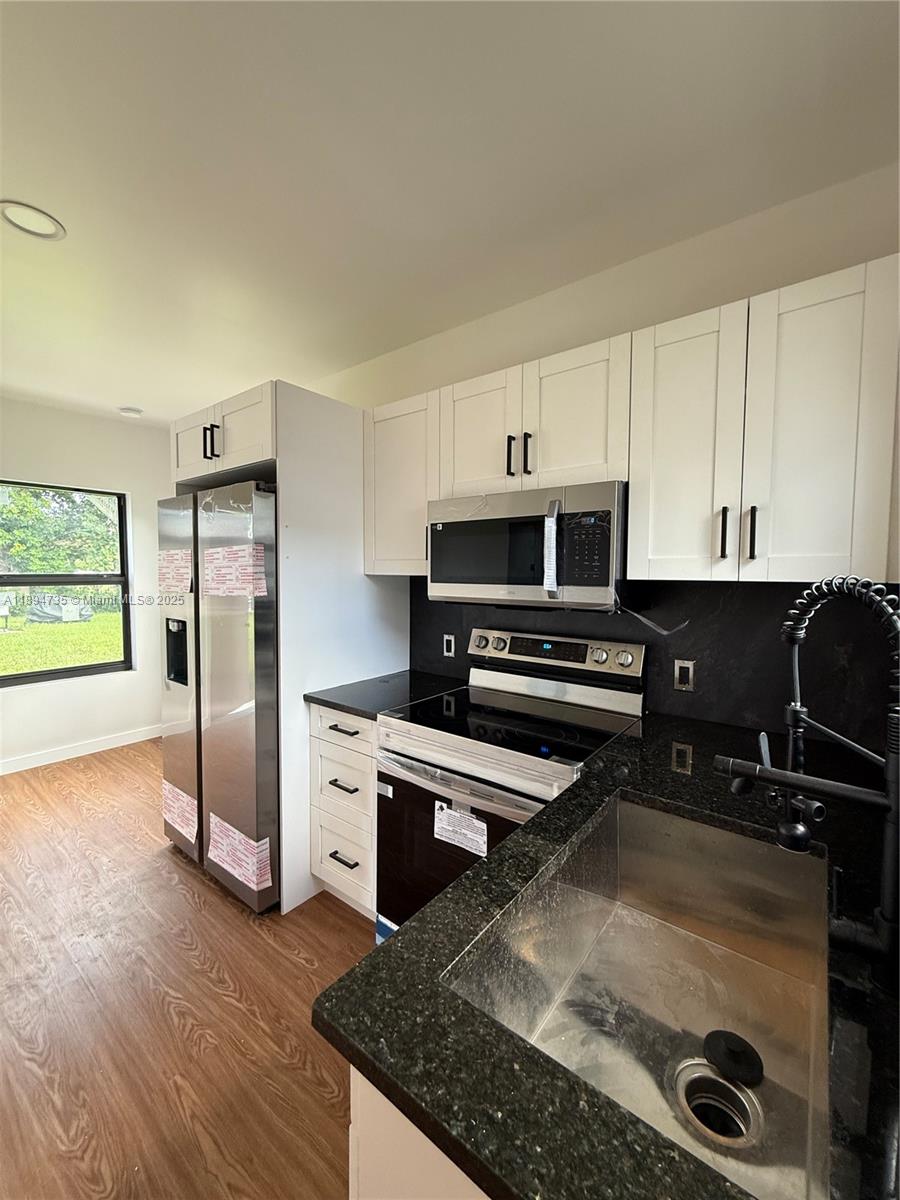 GEO M PHIPPENS SUB IN - Residential Lease