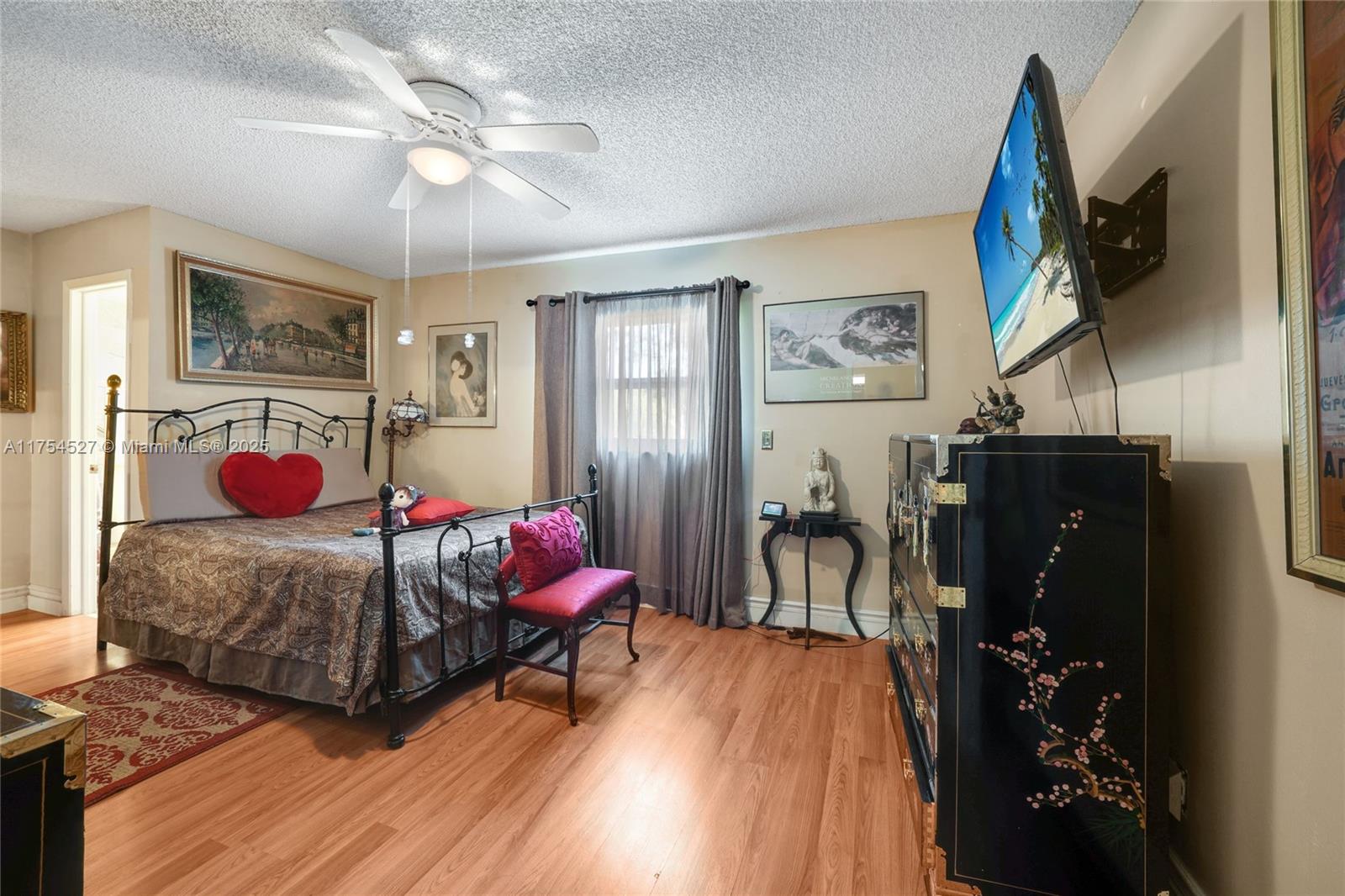 WESTWOOD COMMUNITY 4 - Residential