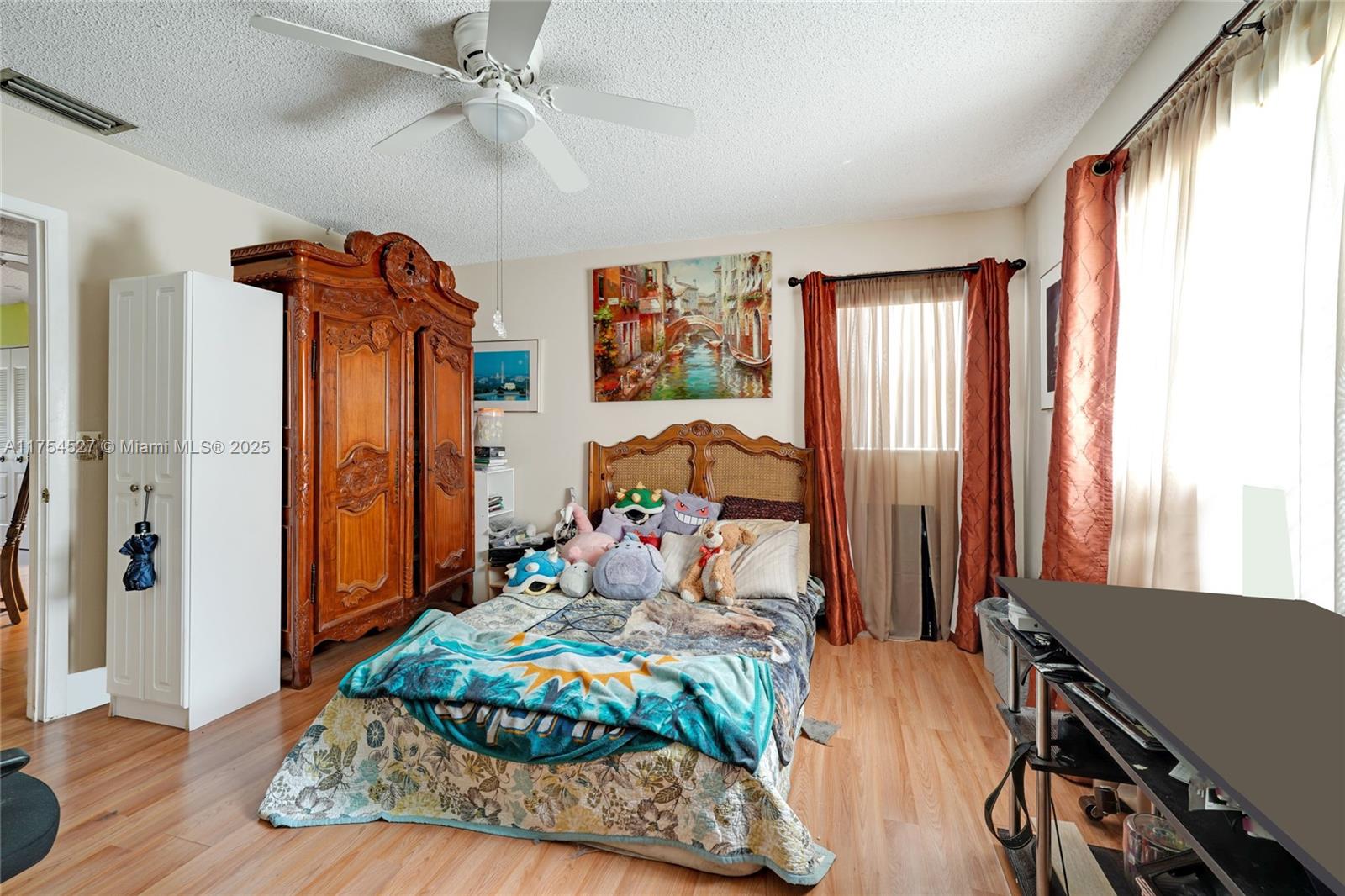 WESTWOOD COMMUNITY 4 - Residential