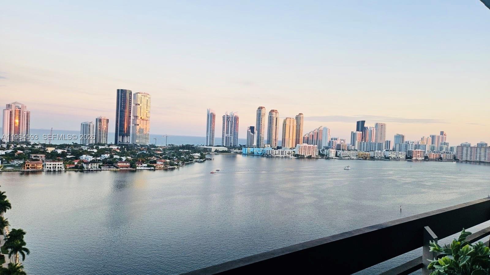 3530 Mystic Pointe Dr 2215