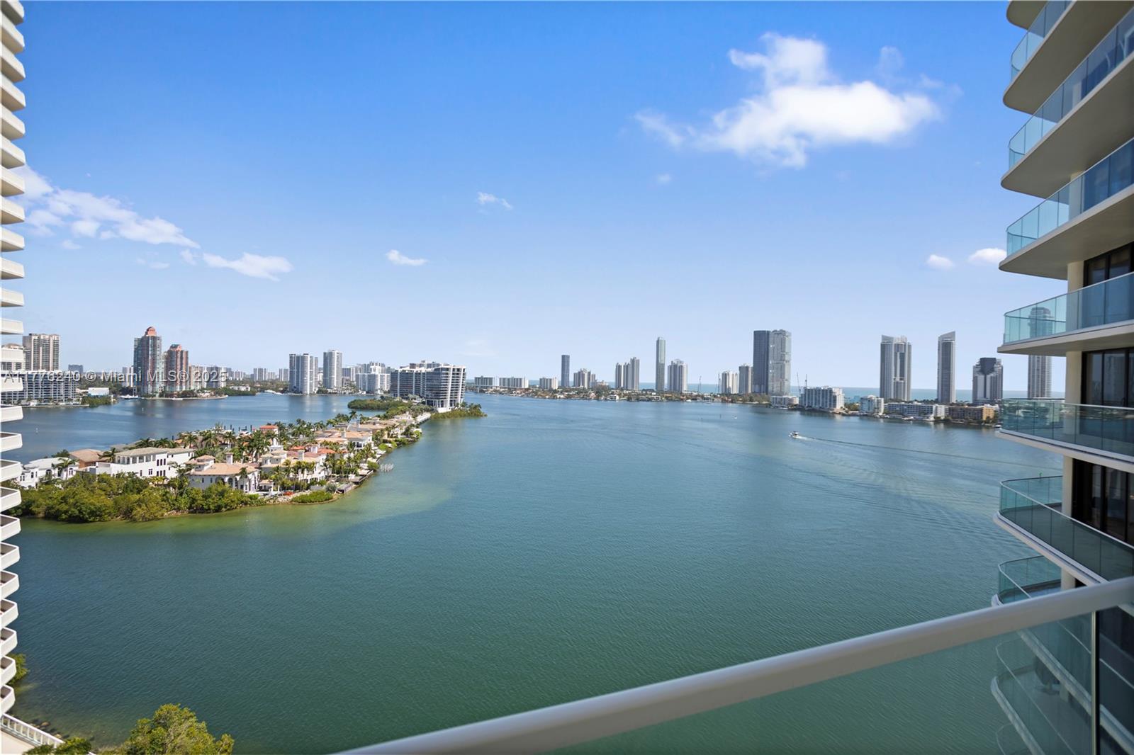 Property for Sale at 2800 Island Blvd 1702, Aventura, Miami-Dade County, Florida - Bedrooms: 3 
Bathrooms: 4  - $1,500,000
