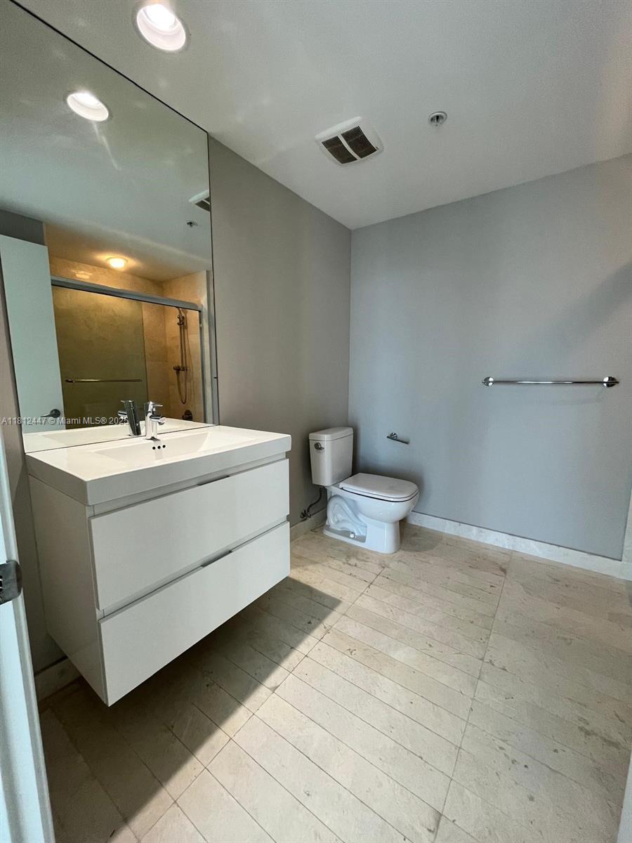 MARINA PALMS RESIDENCES N - Residential