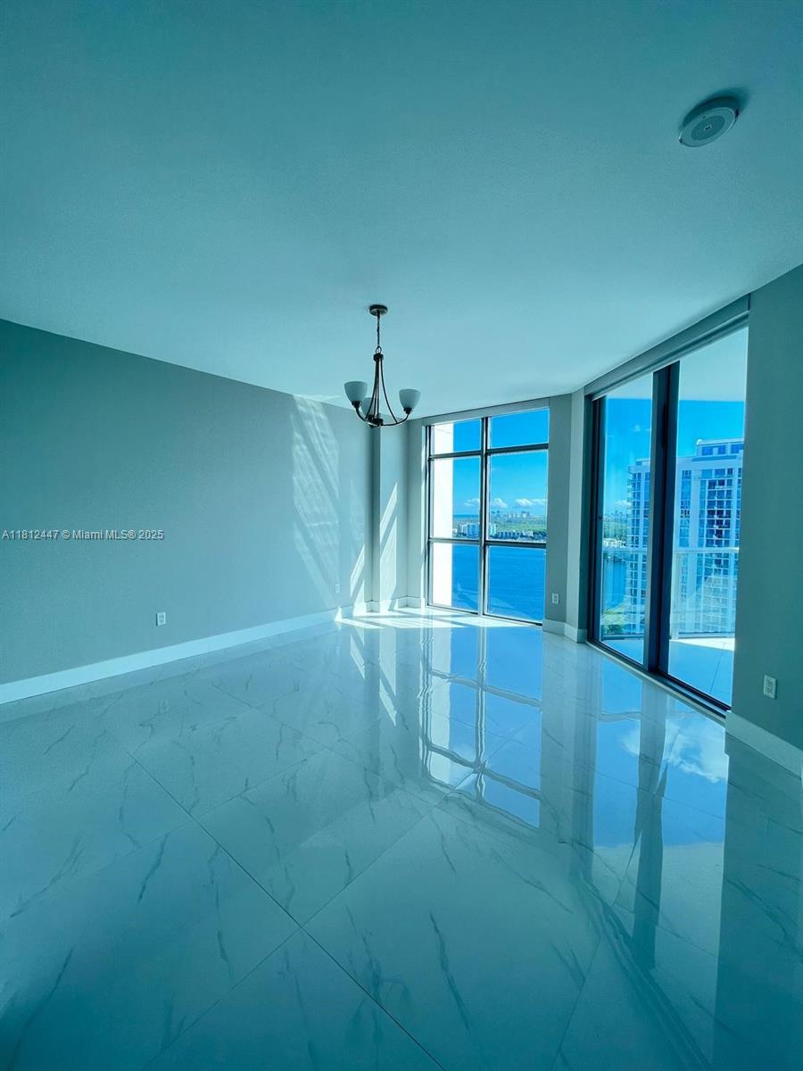 MARINA PALMS RESIDENCES N - Residential