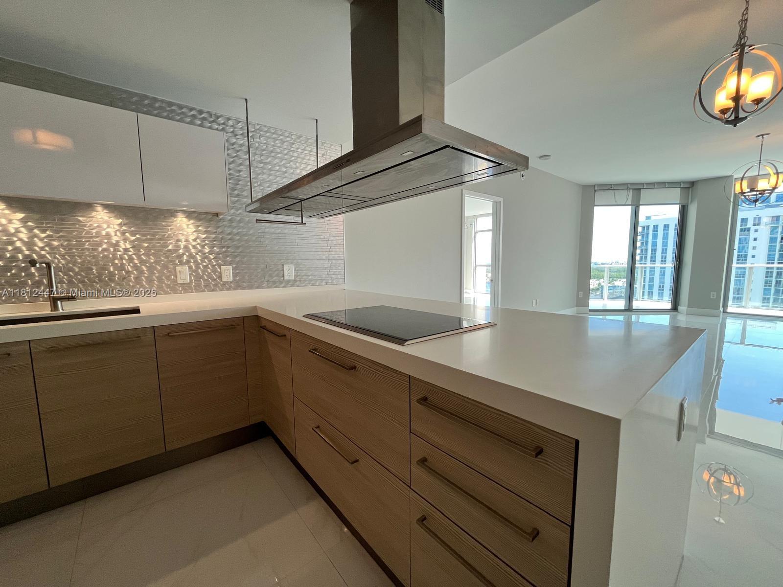 17301 Biscayne Blvd 2105
