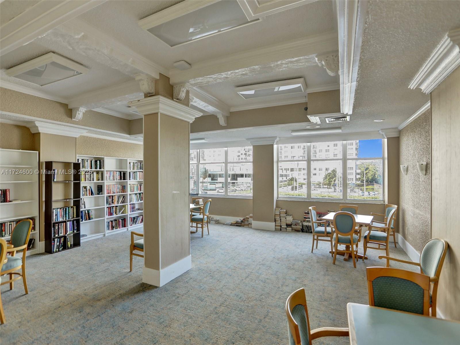 DEL PRADO MARINA - Residential