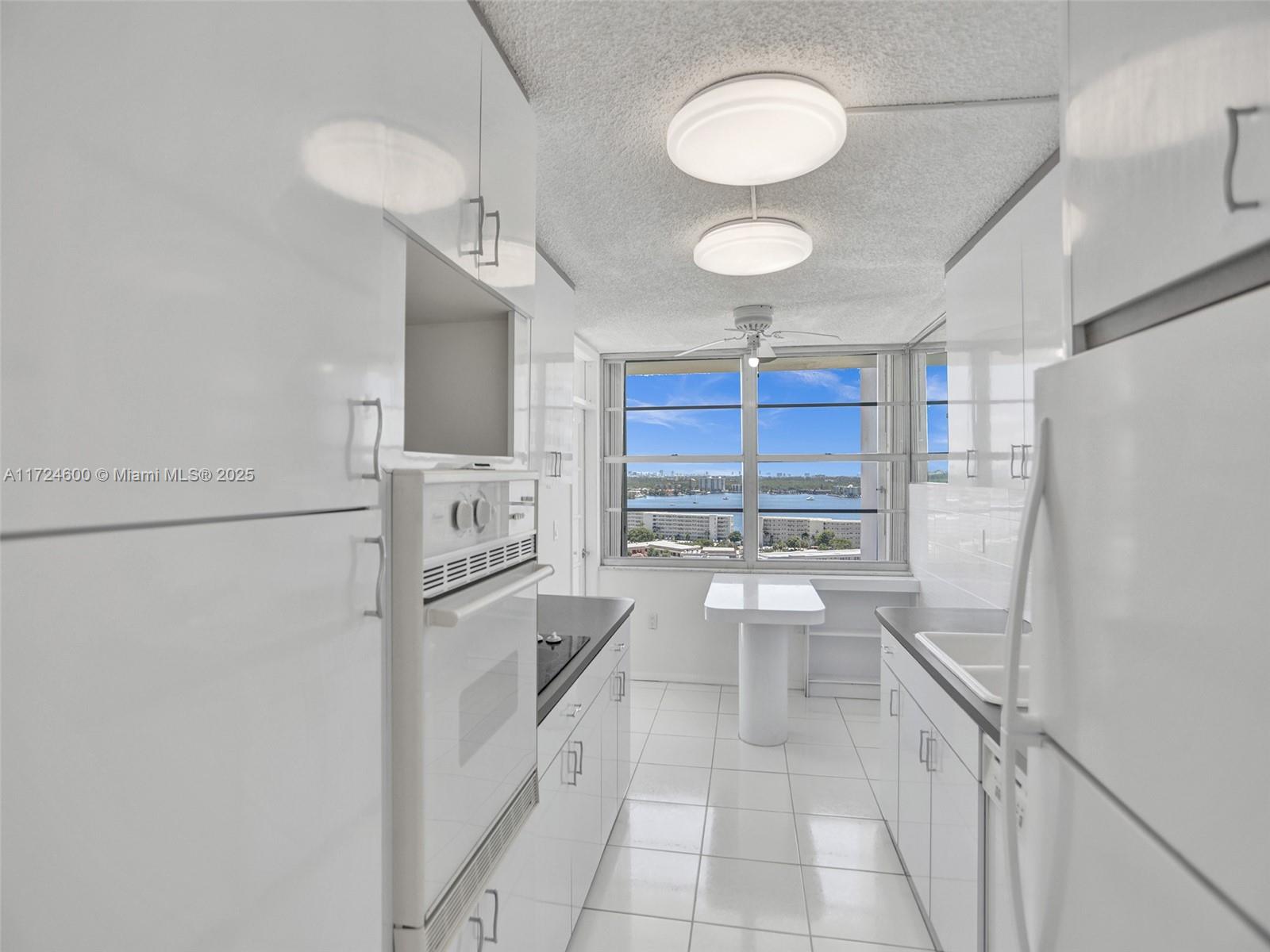 DEL PRADO MARINA - Residential