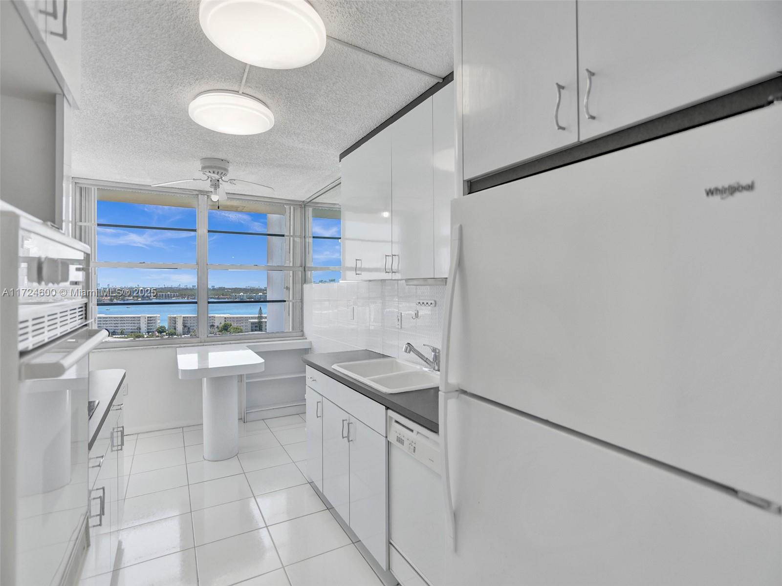 DEL PRADO MARINA - Residential