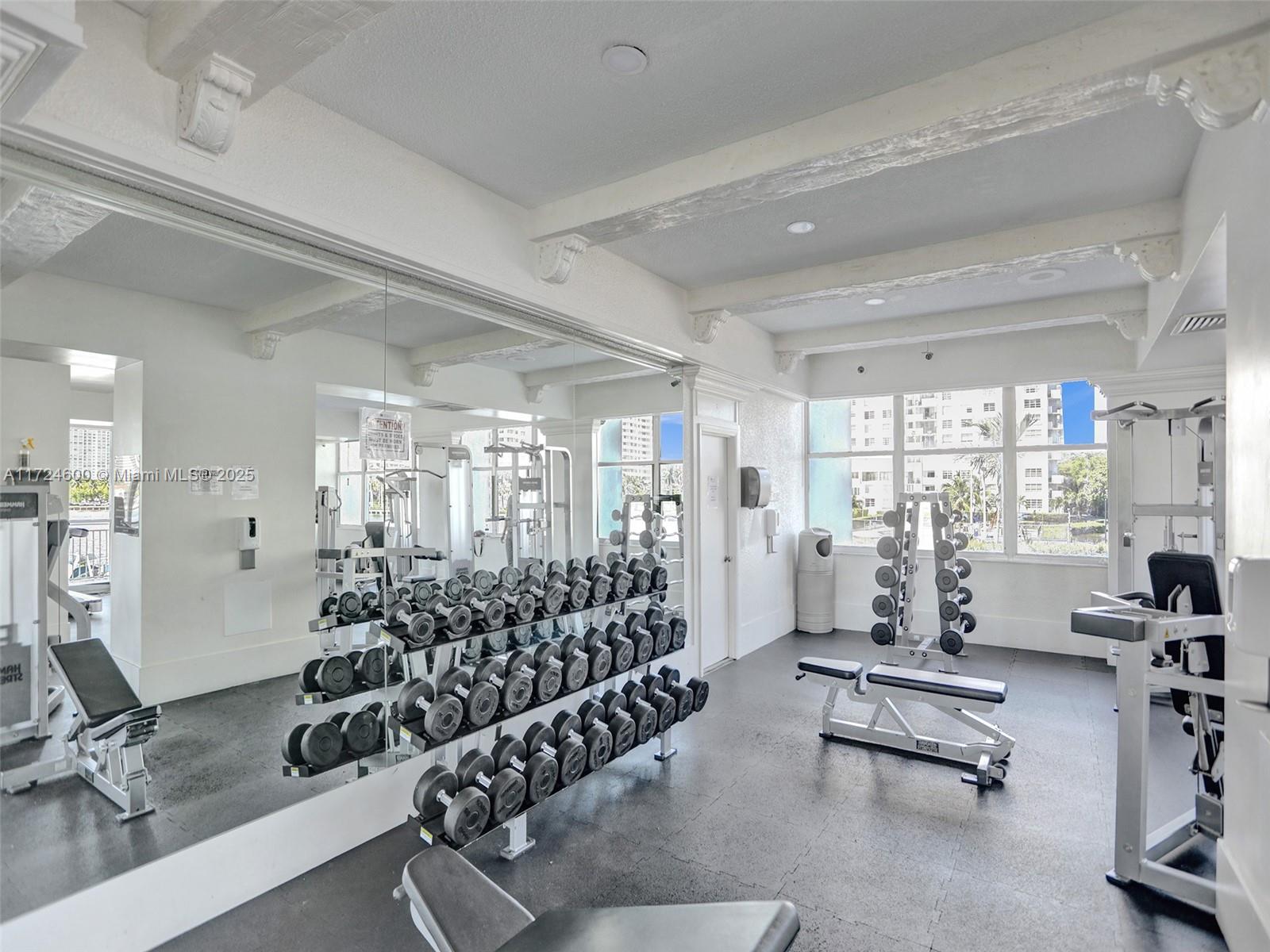 DEL PRADO MARINA - Residential