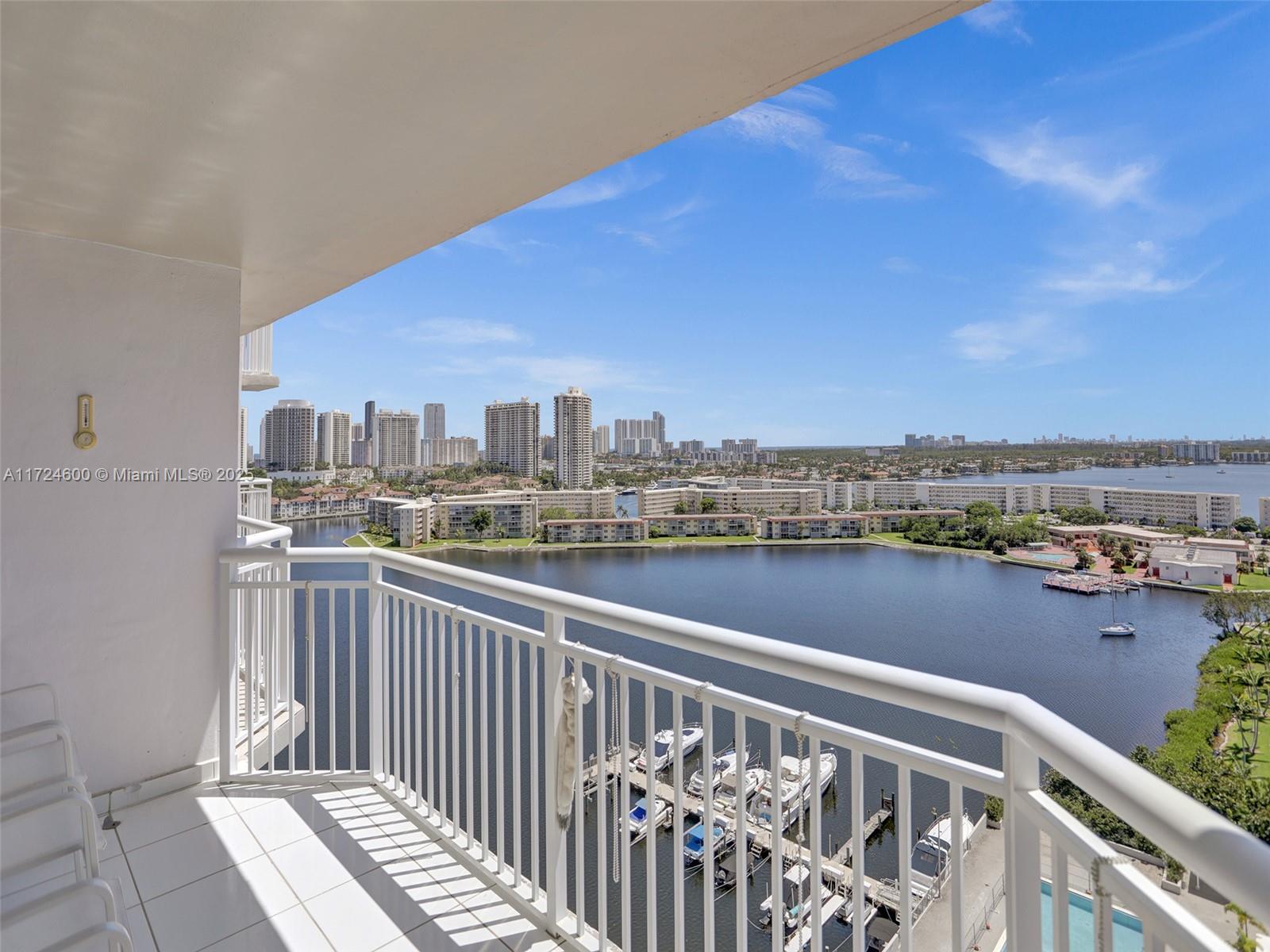 DEL PRADO MARINA - Residential