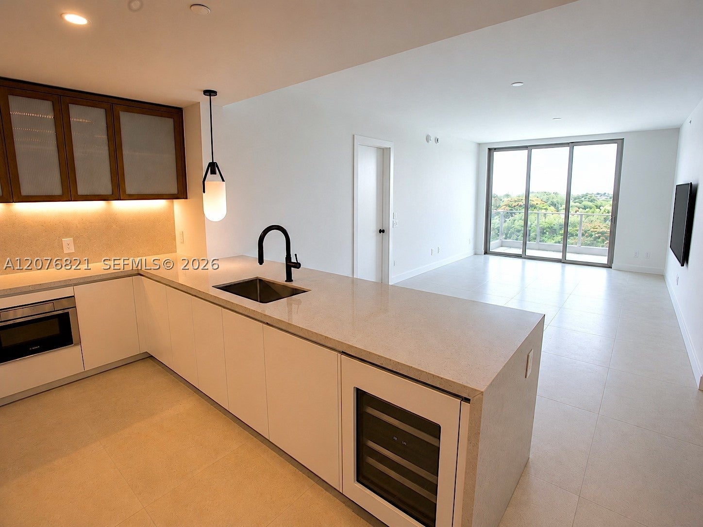 2200 Brickell Ave 410