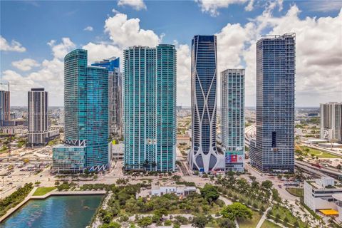 900 Biscayne Blvd 2206 Miami FL 33132