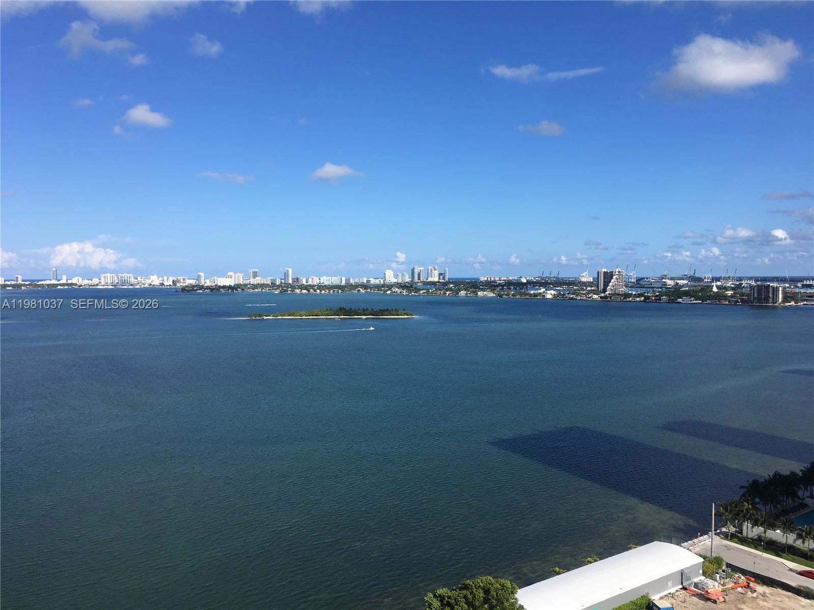 THE CRIMSON CONDO - Residential Lease