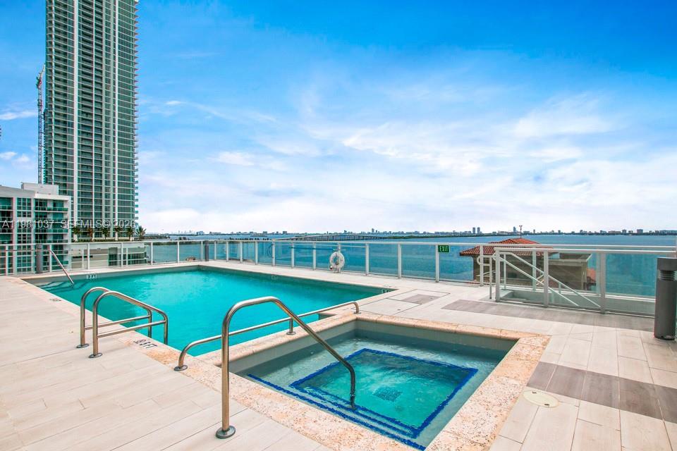 THE CRIMSON CONDO - Residential Lease