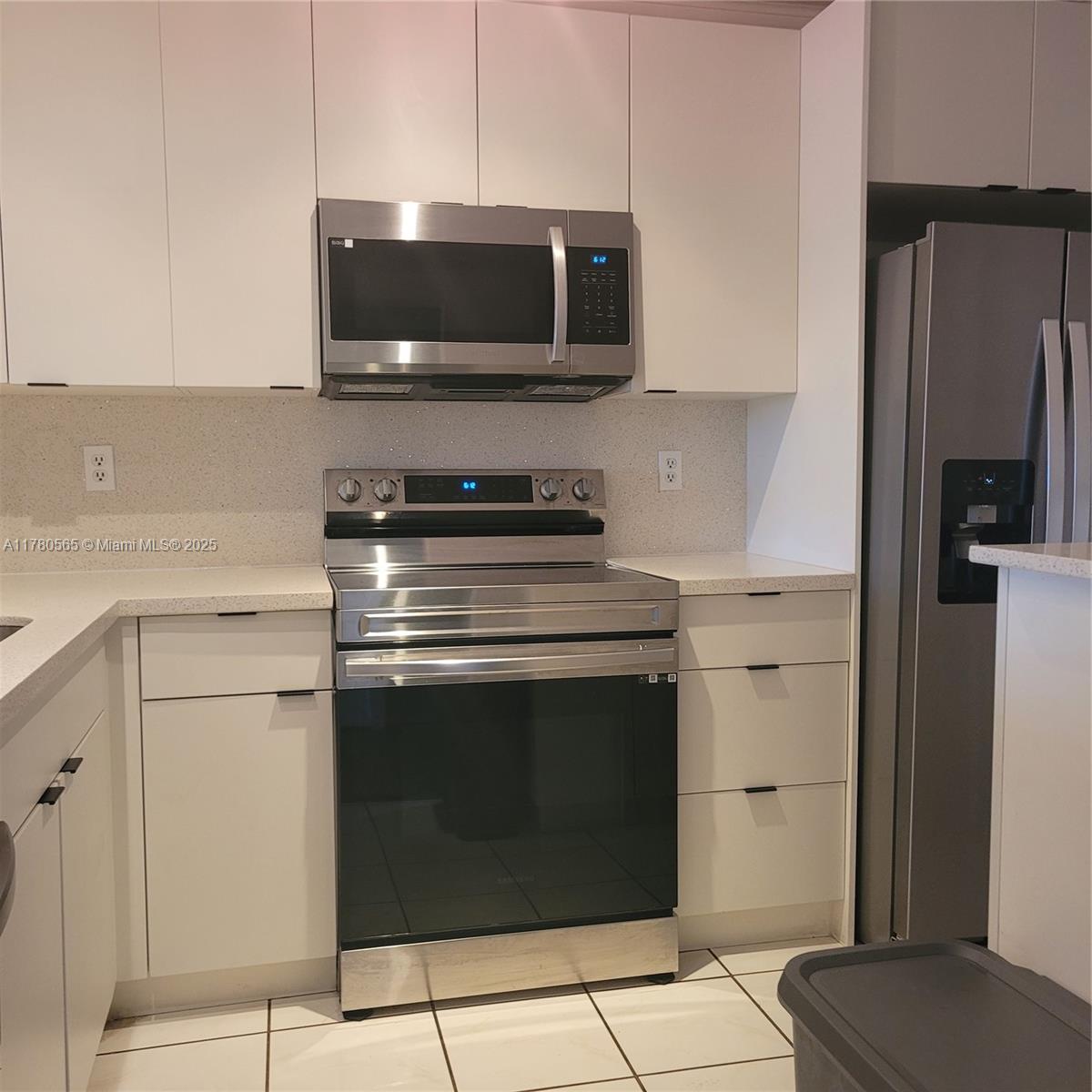 CONDO 9 OF SABAL PALM CON - Residential Lease