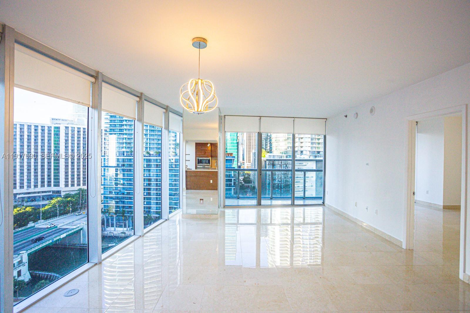 475 Brickell Ave 1615