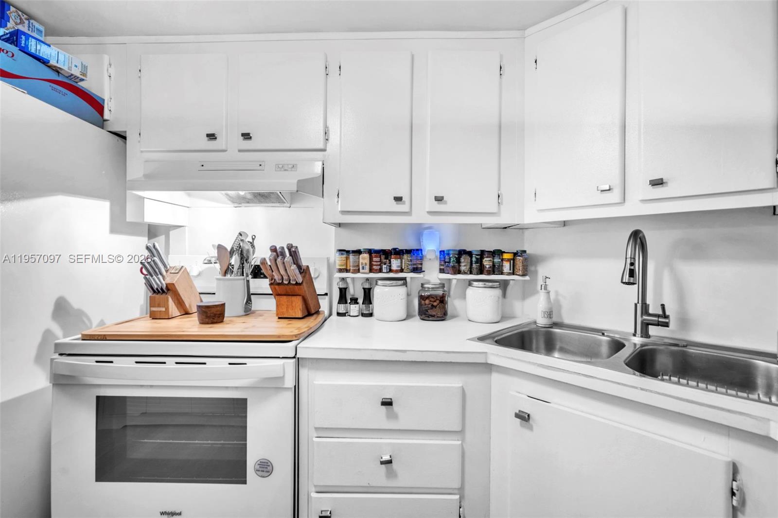 LAS OLAS MANOR 1 CONDO - Residential