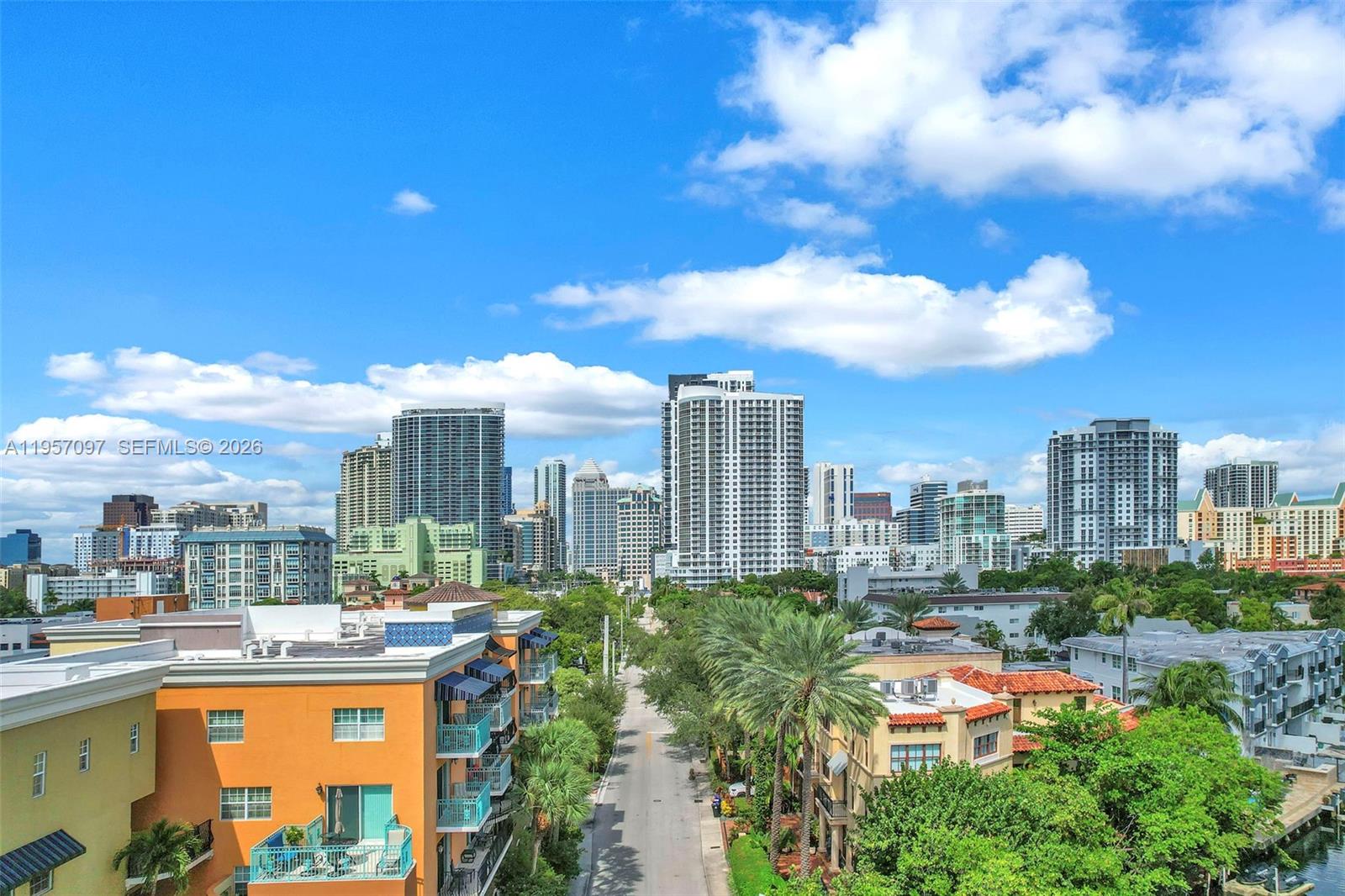 LAS OLAS MANOR 1 CONDO - Residential