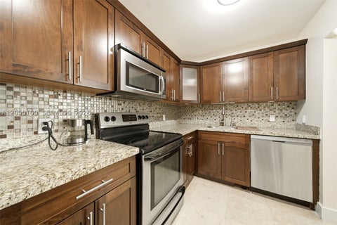Photo of 3440 NE 192nd St #1P-A, Aventura, FL 33180 (MLS # A12050100)