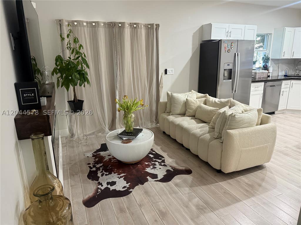 Photo of 1035 NW 2nd Ave, Fort Lauderdale, FL 33311 (MLS # A12044578)