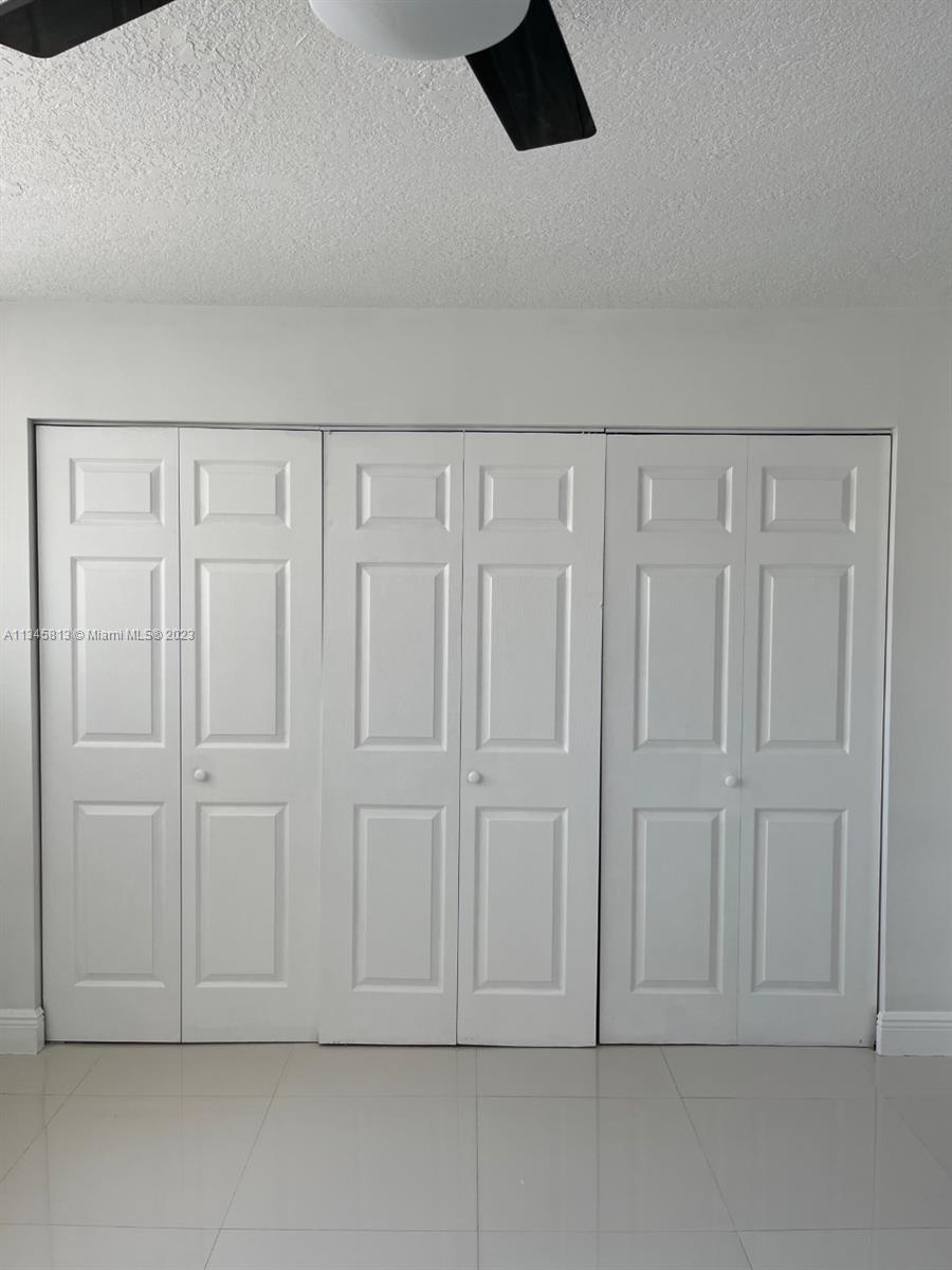 PEMBROKE LAKES SECTION SE - Residential Lease